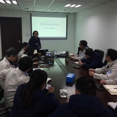 江蘇省計量院電子所組織有關儀器自動化測試的內部技術培訓